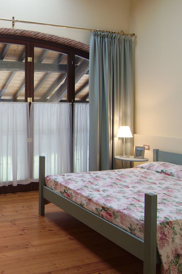Camelia room